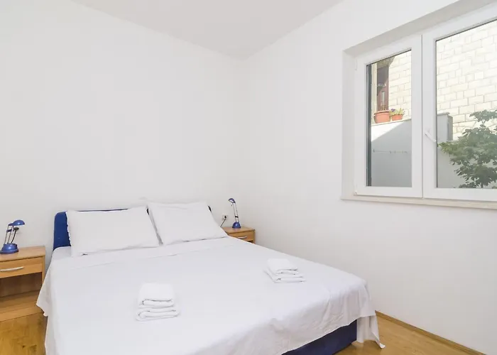Two-bedroom With Terrace And Sea View