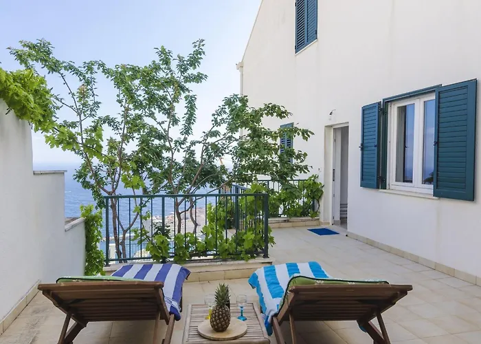 Two-bedroom With Terrace And Sea View Dubrovnik