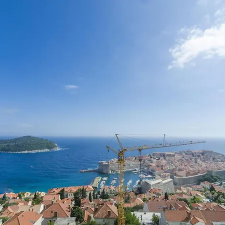 Two-bedroom With Terrace And Sea View * Дубровник