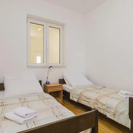 Two-bedroom With Terrace And Sea View * Dubrovnik